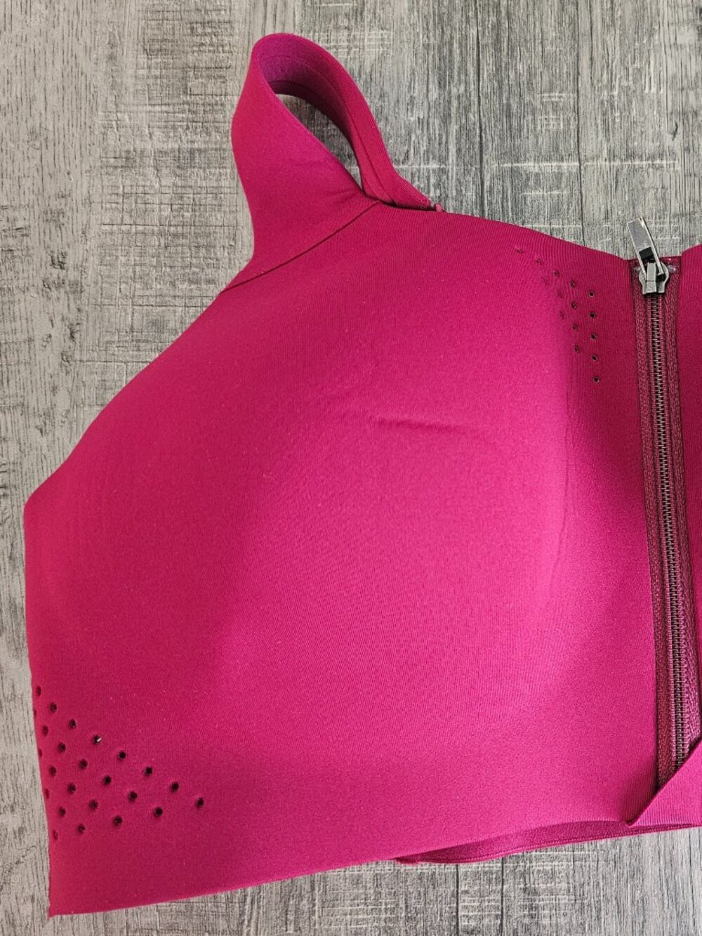 Victoria's Secret Sports Brand new with tags! VSX Featherweight Max Front-Close